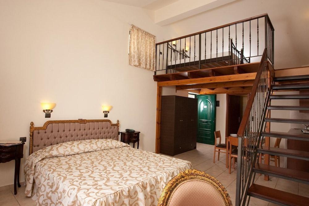 Dias Hotel & Apts Sztalída Kültér fotó