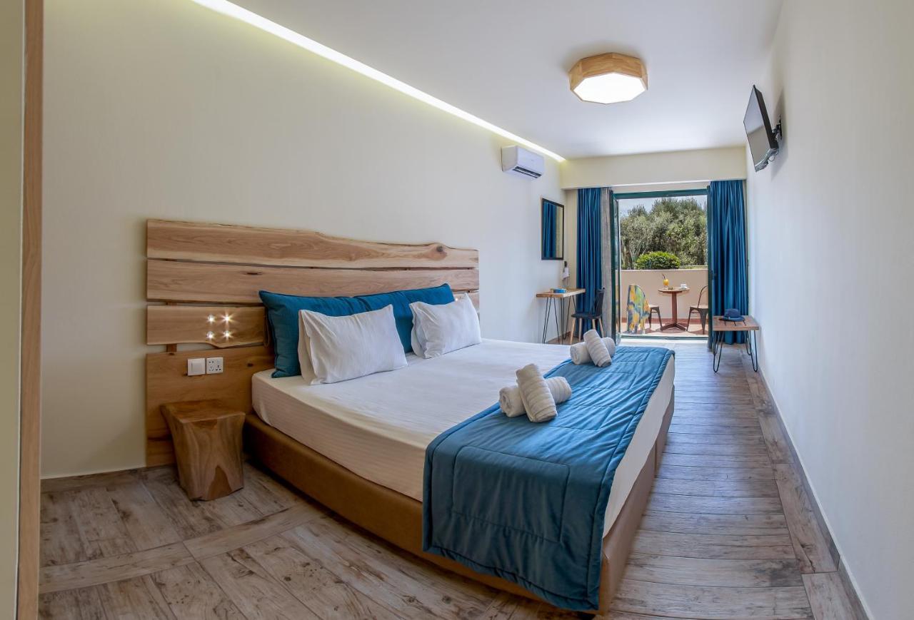 Dias Hotel & Apts Sztalída Kültér fotó
