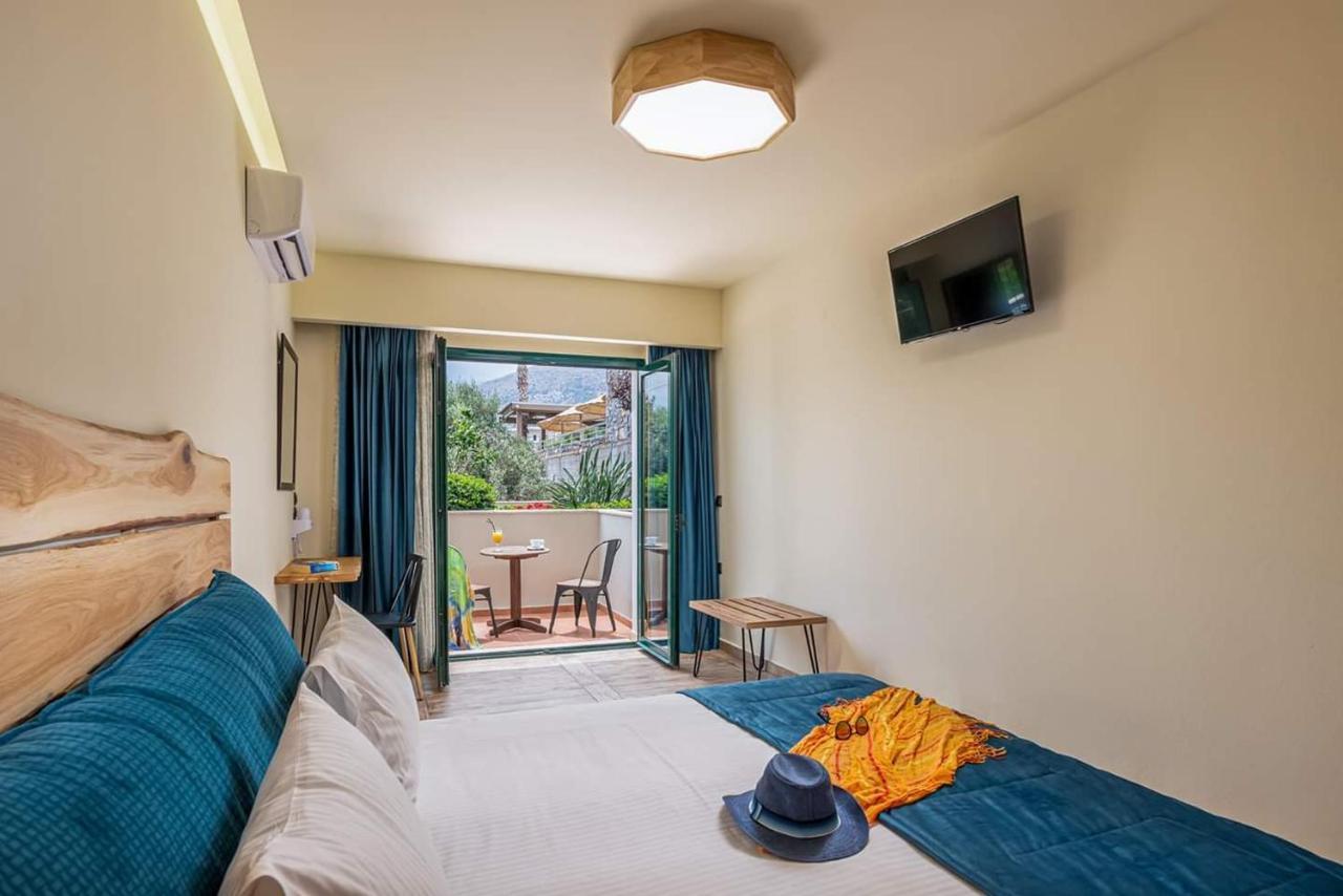 Dias Hotel & Apts Sztalída Kültér fotó