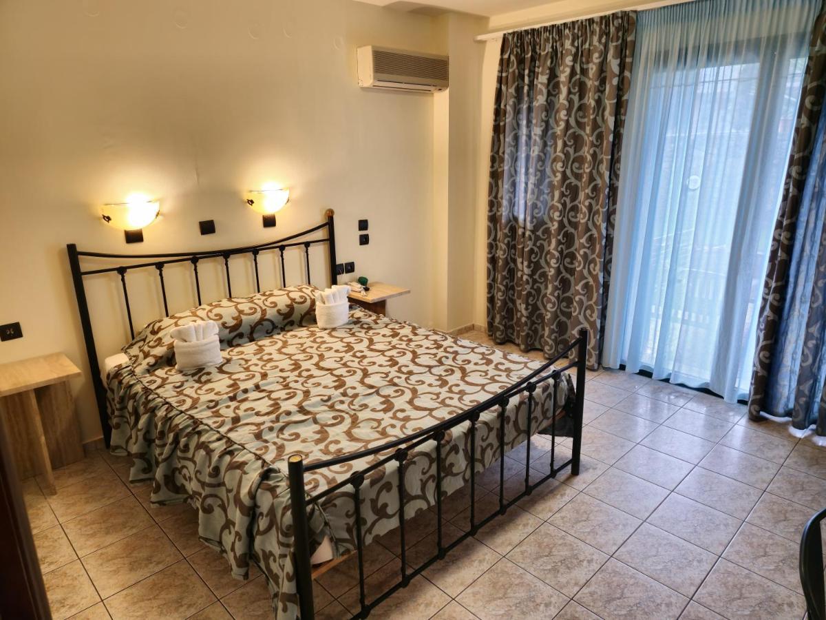 Dias Hotel & Apts Sztalída Kültér fotó