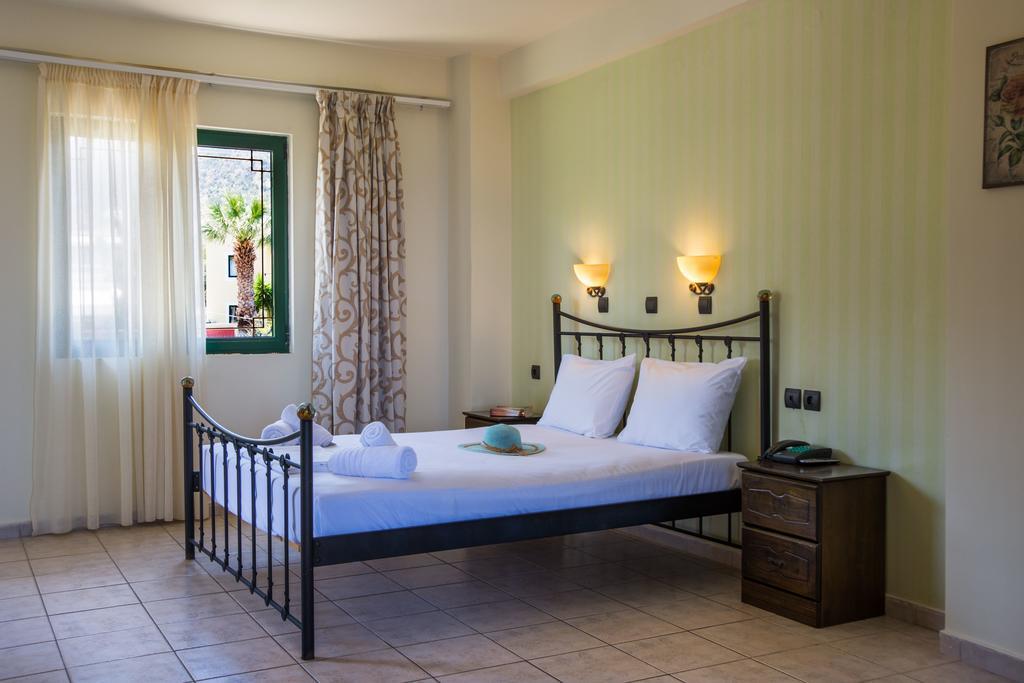 Dias Hotel & Apts Sztalída Kültér fotó